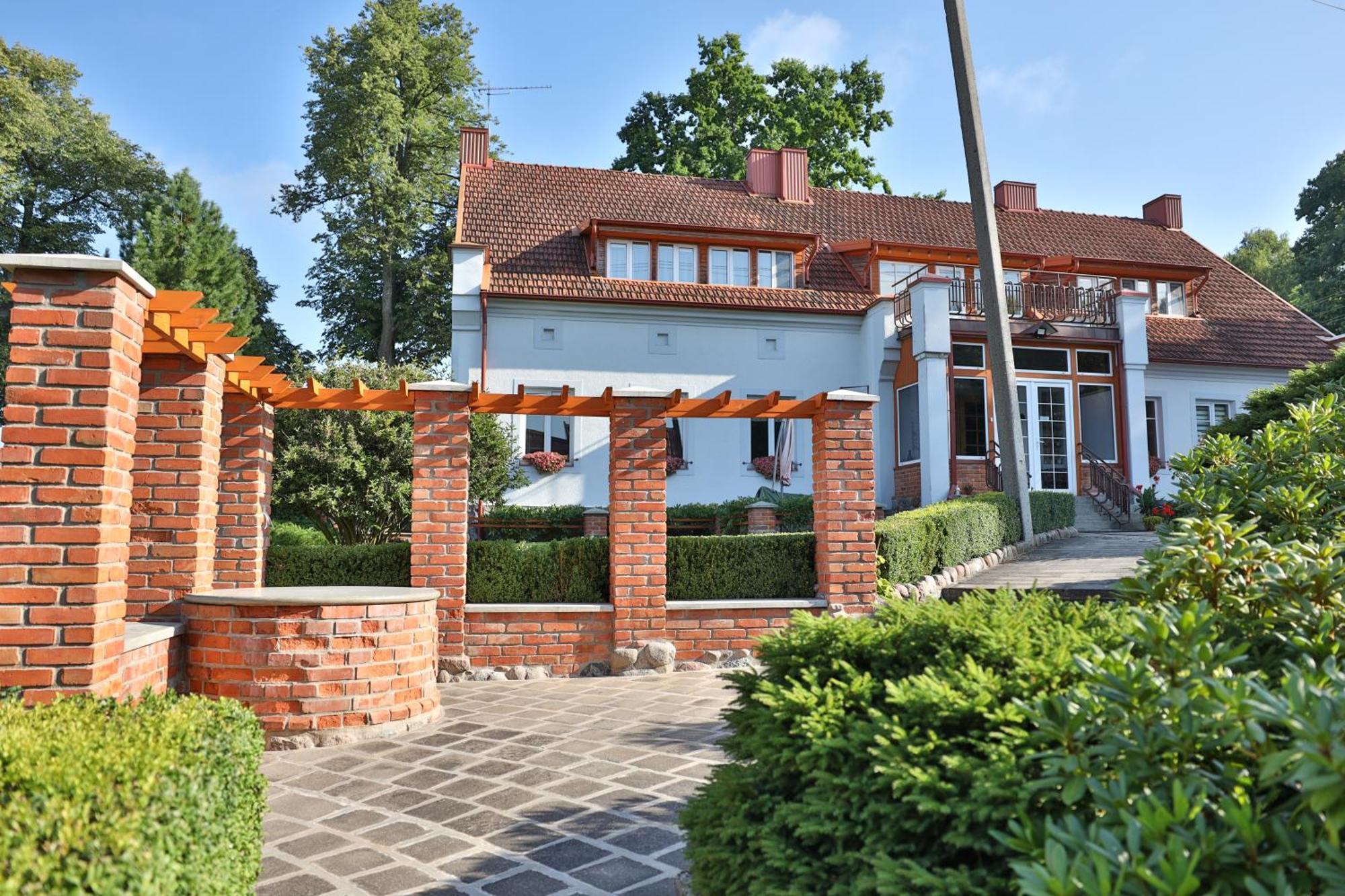 Hotel Asmonienes Sveciu Namai "Senoji Mokyklele" Smalininkai Esterno foto